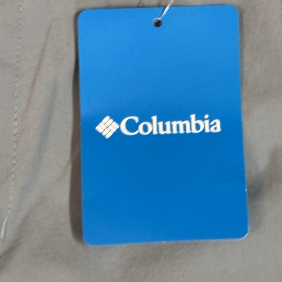NWT Columbia Women Size 10 Washed Out Gray 4" Inseam 32" Waist Flat Front $40 - Picture 4 of 11
